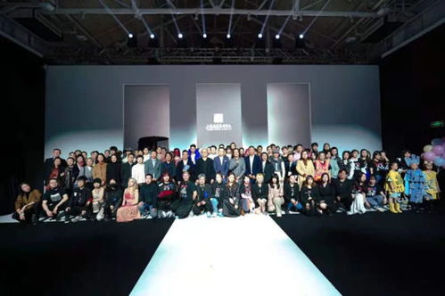 創(chuàng)意無界，藝啟未來 2021屆SIVA優(yōu)秀畢業(yè)生服裝設(shè)計(jì)作品閃耀國(guó)際舞臺(tái)